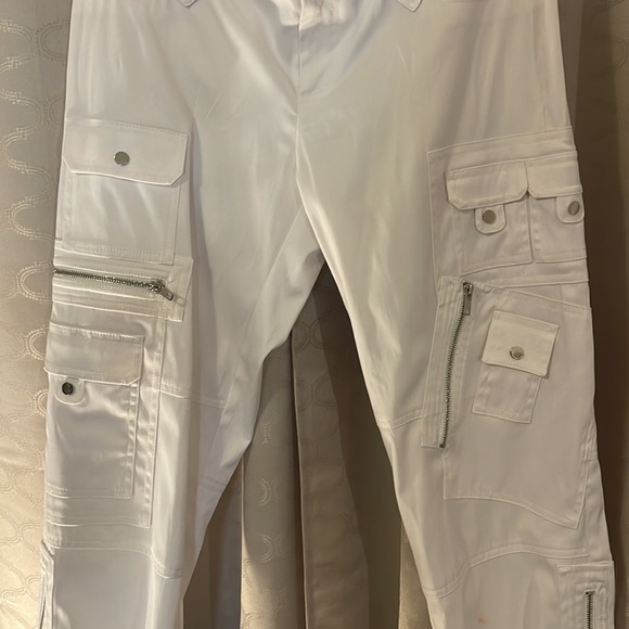 White Cache Blazer Cargo Pants Set - Picture 3 of 9